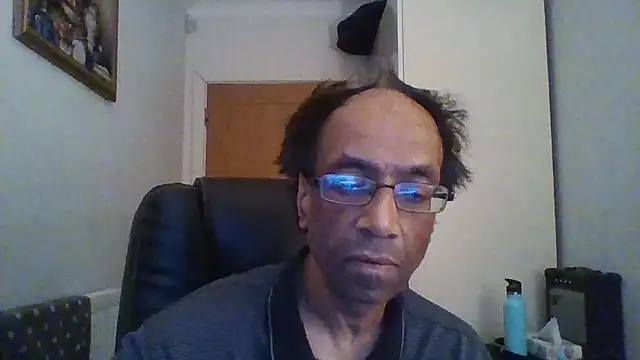 Snapshot of rauncher1 chatting on 01.09.26 rauncher1 online show from 01.09.26