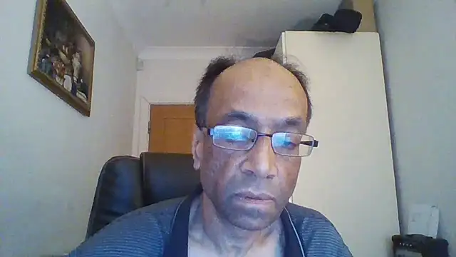 Snapshot of rauncher1 chatting on 01.11.26 rauncher1 online show from 01.11.26