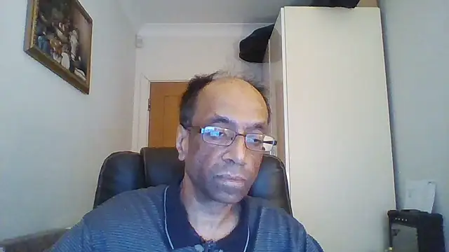 Snapshot of rauncher1 chatting on 01.12.26 rauncher1 online show from 01.12.26