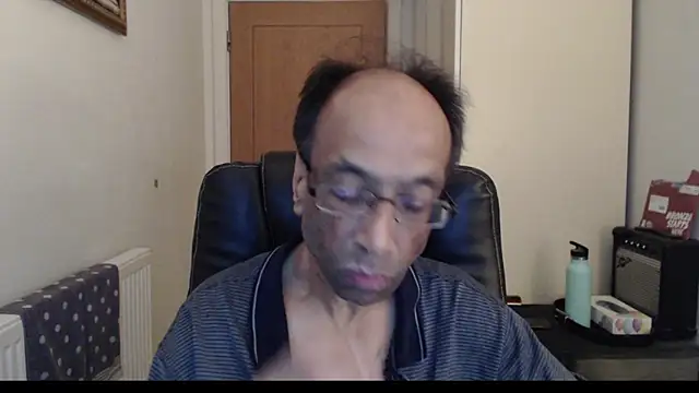 Snapshot of rauncher1 chatting on 02.12.26 rauncher1 online show from 02.12.26