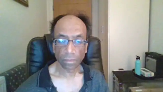 Snapshot of rauncher1 chatting on 02.25.26 rauncher1 online show from 02.25.26