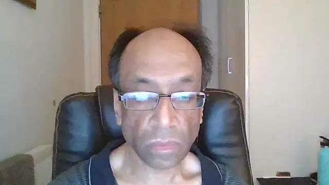 Snapshot of rauncher1 chatting on 03.04.26 rauncher1 online show from 03.04.26