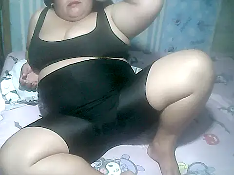 Snapshot of cutechubbyasian chatting on 11.21.25 cutechubbyasian online show from 11.21.25