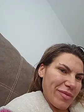 Snapshot of FeliciaKrige chatting on 01.11.26 FeliciaKrige online show from 01.11.26