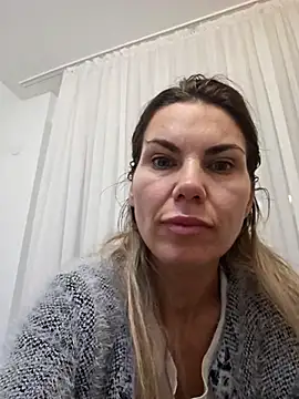 Snapshot of FeliciaKrige chatting on 01.16.26 FeliciaKrige online show from 01.16.26