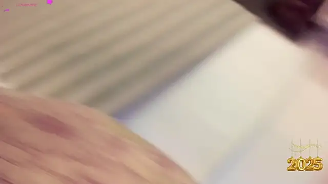 Snapshot of Andreamorreti chatting on 01.15.25 Andreamorreti online show from 01.15.25