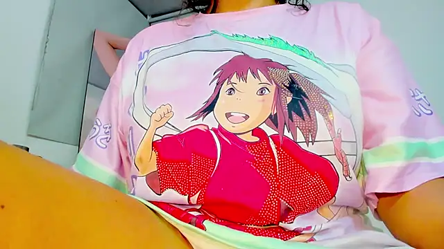 Snapshot of SQUIRTINGQUEEN11 chatting on 01.13.25 SQUIRTINGQUEEN11 online show from 01.13.25