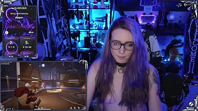 Snapshot of AnneSao chatting on 12.16.24 AnneSao online show from 12.16.24