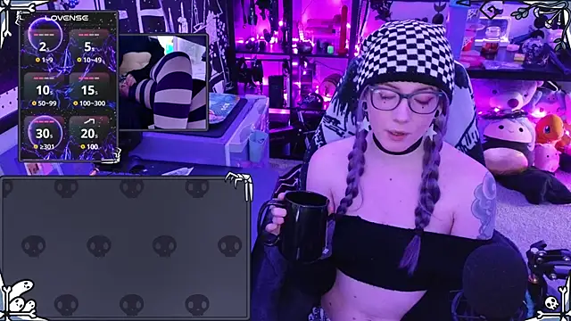 Snapshot of AnneSao chatting on 01.23.25 AnneSao online show from 01.23.25