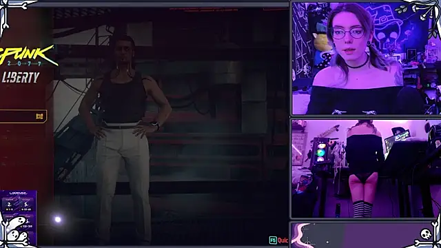 Snapshot of AnneSao chatting on 11.22.25 AnneSao online show from 11.22.25