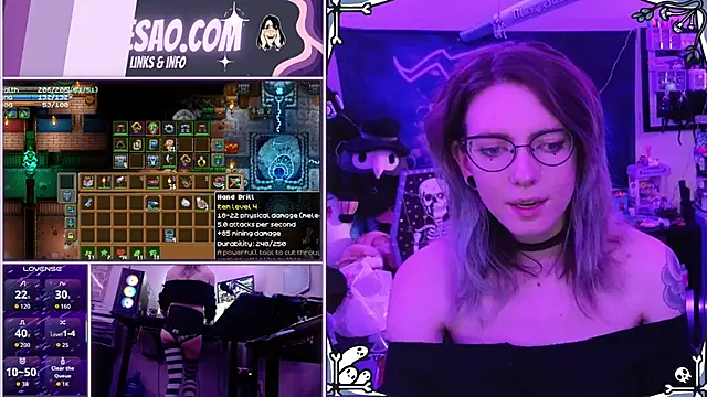 Snapshot of AnneSao chatting on 12.19.25 AnneSao online show from 12.19.25