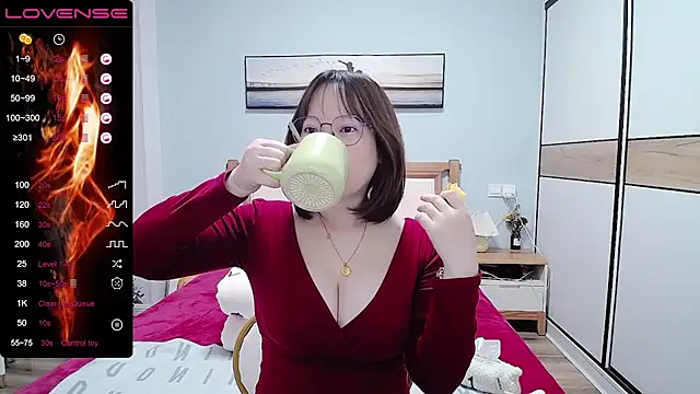 DianaYz online show from 03.18.25