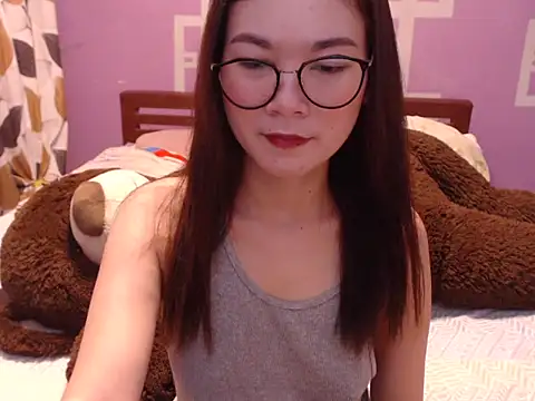 Snapshot of Sweety_Aria chatting on 03.04.25 Sweety Aria online show from 03.04.25