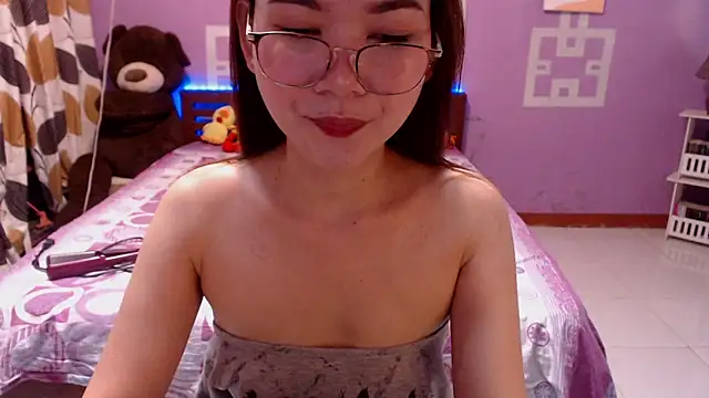 Snapshot of Sweety_Aria chatting on 10.20.25 Sweety Aria online show from 10.20.25