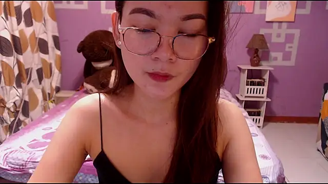 Snapshot of Sweety_Aria chatting on 11.09.25 Sweety Aria online show from 11.09.25