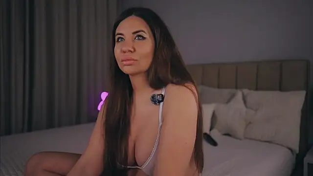 LollieSplash online show from 04.13.26