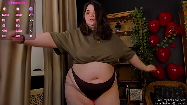 Snapshot of Raydirin chatting on 02.25.25 Raydirin online show from 02.25.25