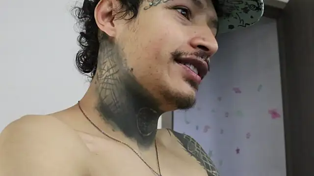 trieone online show from 11.02.25