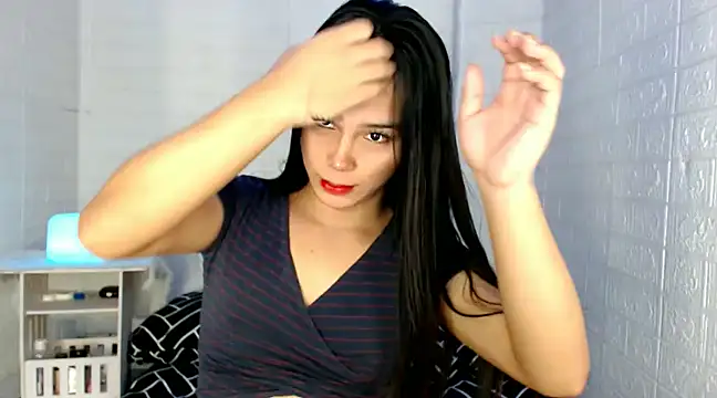 urnaughtydolly69 online show from 01.27.25