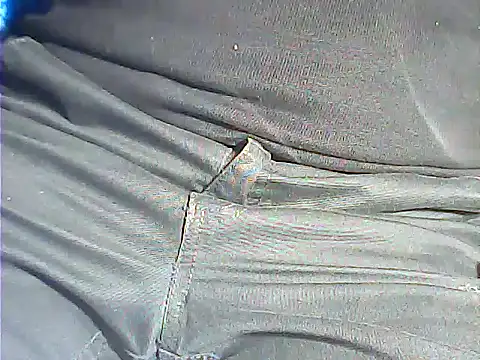 Snapshot of kalinixta chatting on 10.22.25 kalinixta online show from 10.22.25