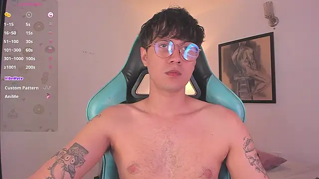 Snapshot of LeaneSeb chatting on 11.05.25 LeaneSeb online show from 11.05.25