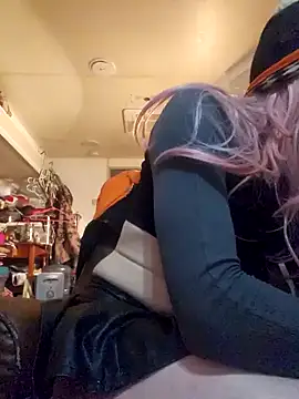 Snapshot of KandiK37 chatting on 01.23.25 KandiK37 online show from 01.23.25