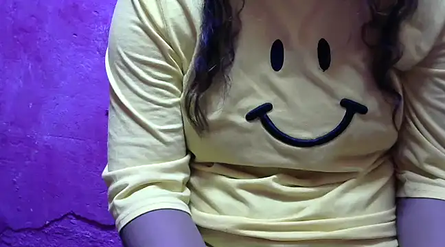 Snapshot of BicolorKissLove chatting on 02.28.25 BicolorKissLove online show from 02.28.25