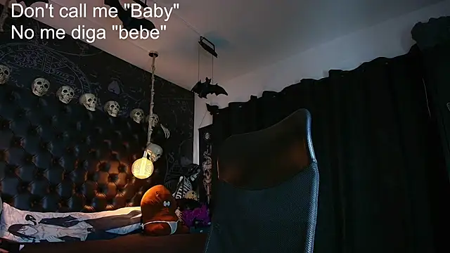 AlexHoe  online show from 06.20.26
