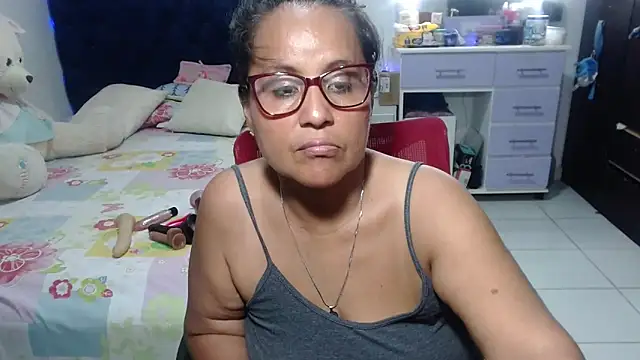 pervert mommy  online show from 04.23.26