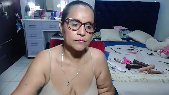 pervert mommy  online show from 06.18.26