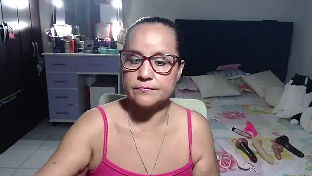 pervert mommy  online show from 07.25.26