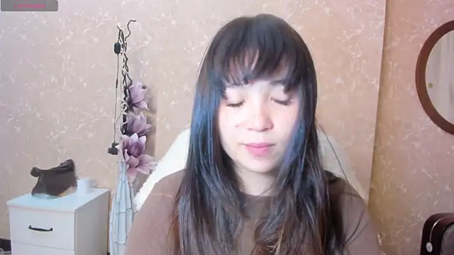 Snapshot of AyaMoon chatting on 01.22.25 AyaMoon online show from 01.22.25