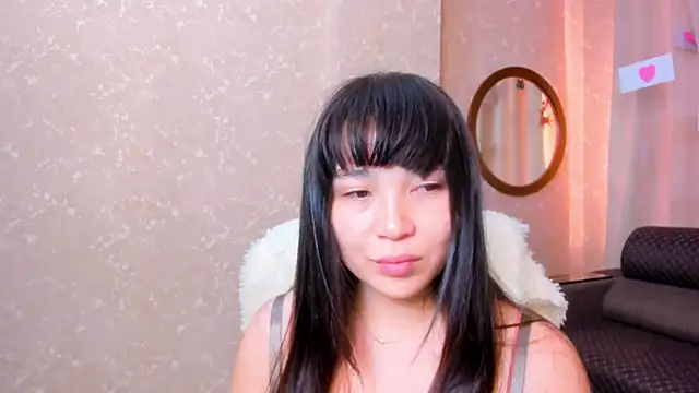 Snapshot of AyaMoon chatting on 02.06.25 AyaMoon online show from 02.06.25