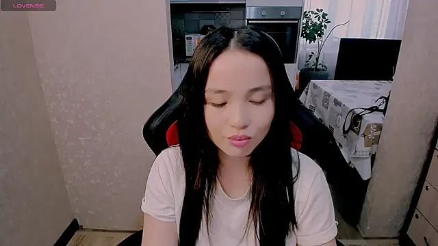 AyaMoon online show from 11.19.25