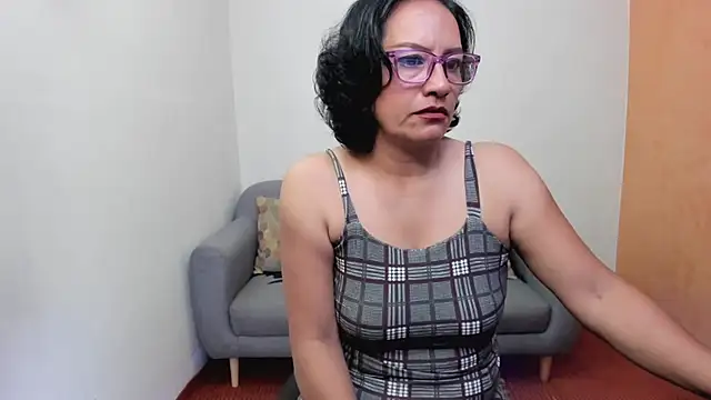 scarlet wet online show from 05.29.26