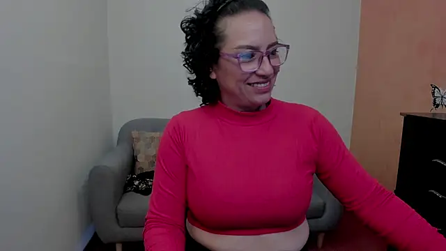 Snapshot of scarlet_wet chatting on 06.26.26 scarlet wet online show from 06.26.26