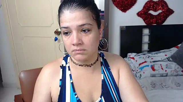 GlendaStarx online show from 02.13.26