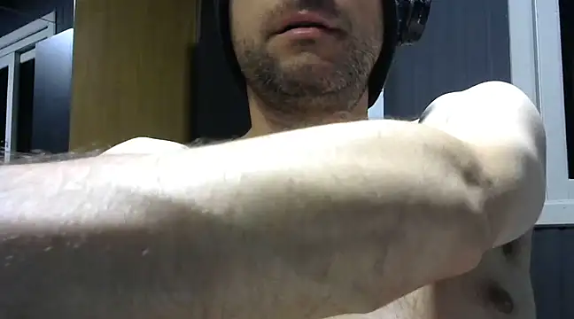 Snapshot of gauchors20 chatting on 02.08.25 gauchors20 online show from 02.08.25