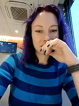 Frost foxy online show from 12.23.24