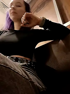 Frost foxy online show from 01.25.25