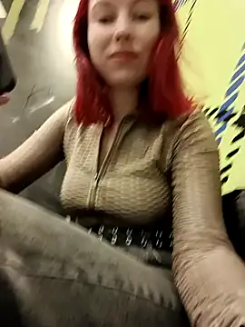 Frost foxy online show from 03.04.25