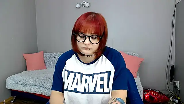 Estheri online show from 02.18.25