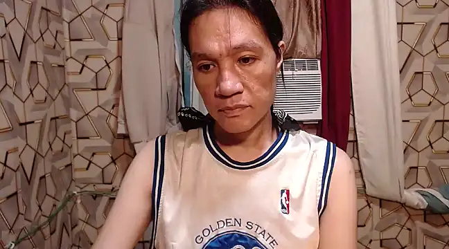 Snapshot of tshugecumxxx chatting on 01.25.25 tshugecumxxx online show from 01.25.25