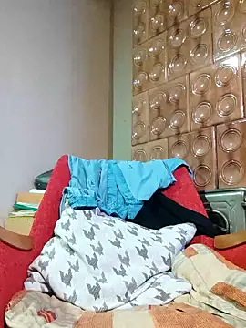 Elza01 online show from 10.04.25