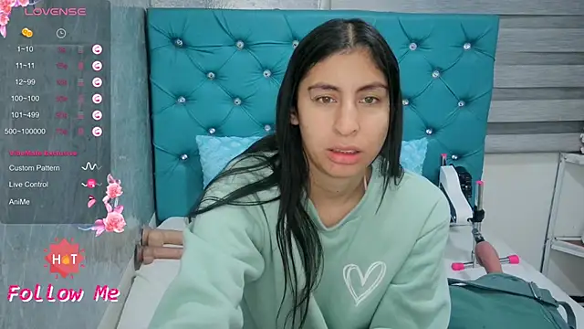 MAARYMOON online show from 04.21.26