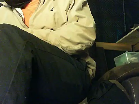 Sitonmyface2020xh online show from 12.15.25