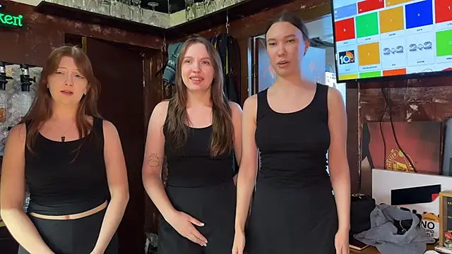 Snapshot of dirtypub chatting on 12.27.24 dirtypub online show from 12.27.24