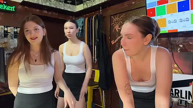 Snapshot of dirtypub chatting on 01.26.25 dirtypub online show from 01.26.25