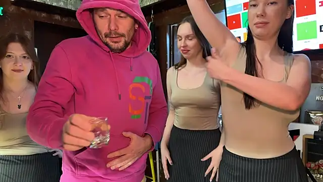 Snapshot of dirtypub chatting on 02.14.25 dirtypub online show from 02.14.25