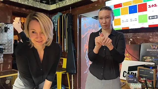 Snapshot of dirtypub chatting on 02.23.25 dirtypub online show from 02.23.25